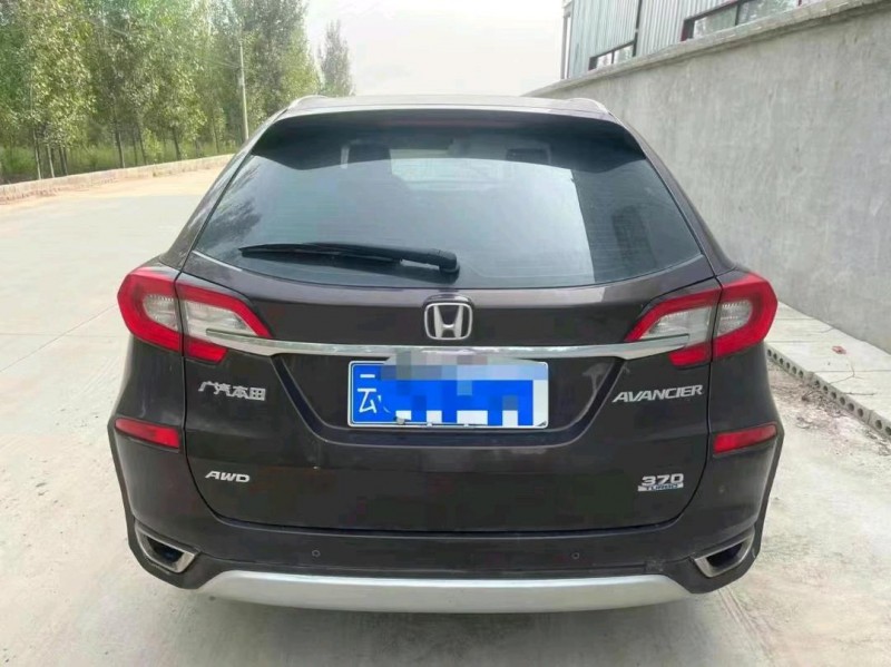 东营17年本田冠道3