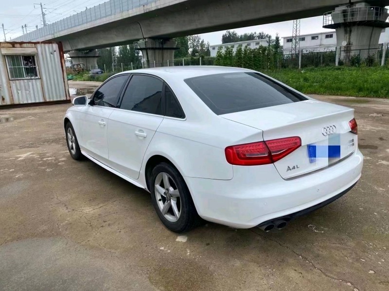 东营14年奥迪A4L7