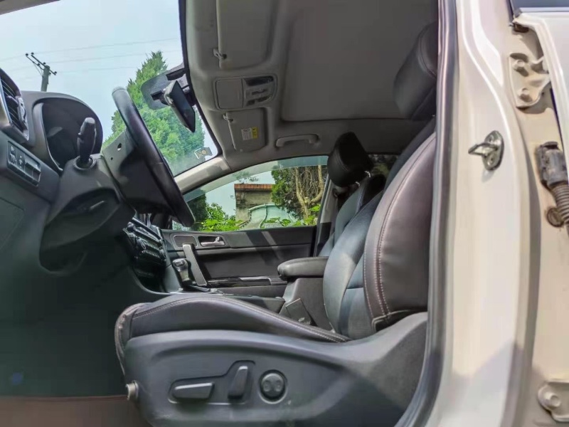 北京16年起亚KX56