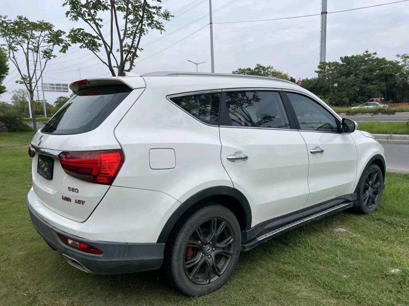 泰州17年东风风光9