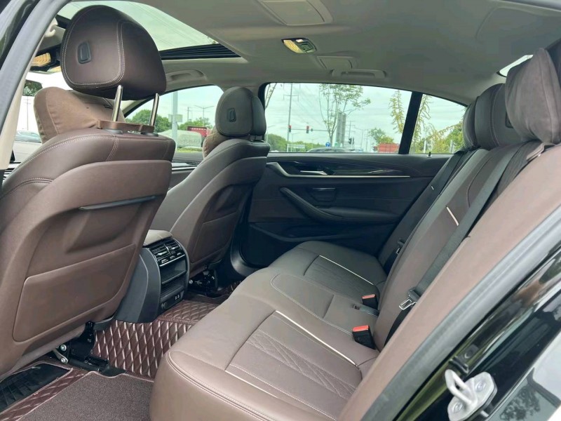 泰州21年宝马5系4