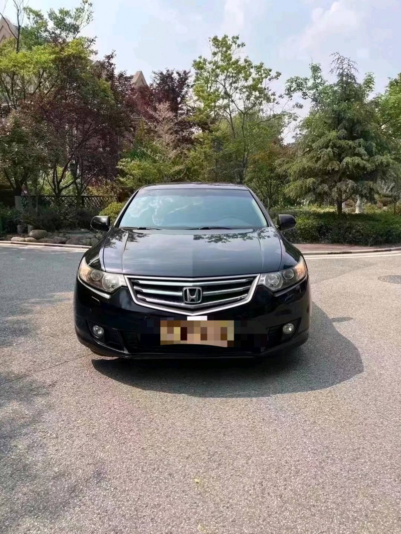 青岛12年本田思铂睿8