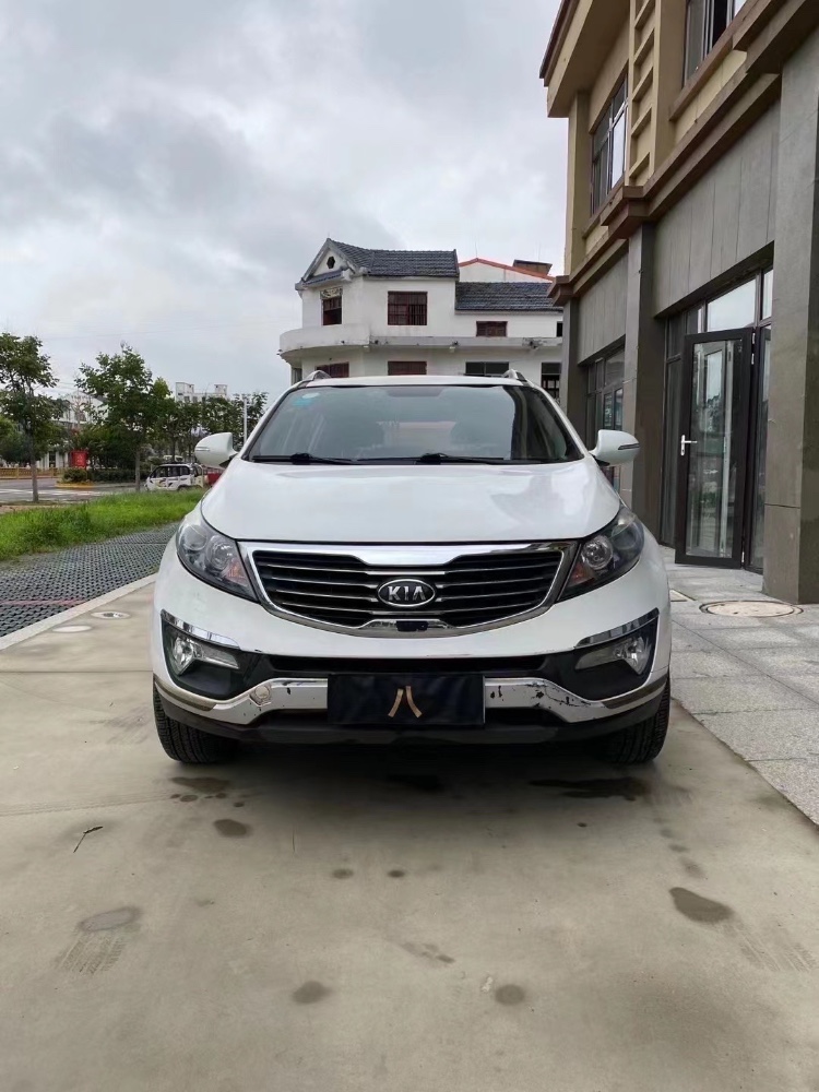 徐州14年起亚智跑9