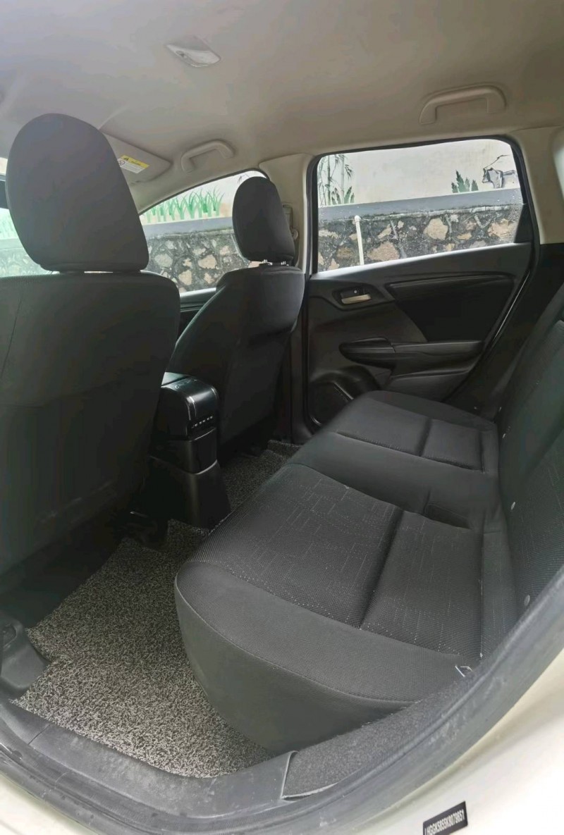 东莞19年本田飞度7