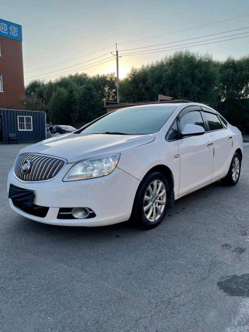 沈阳11年别克英朗GT2