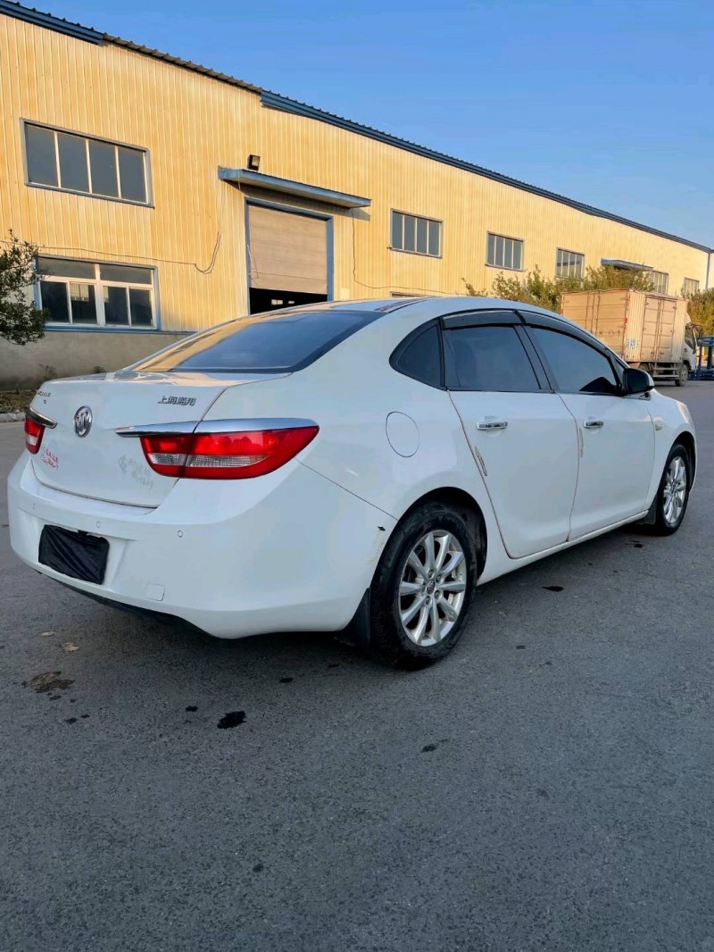 沈阳11年别克英朗GT4