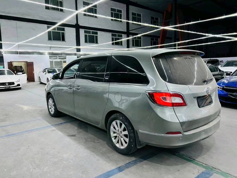 枣庄15年别克GL84