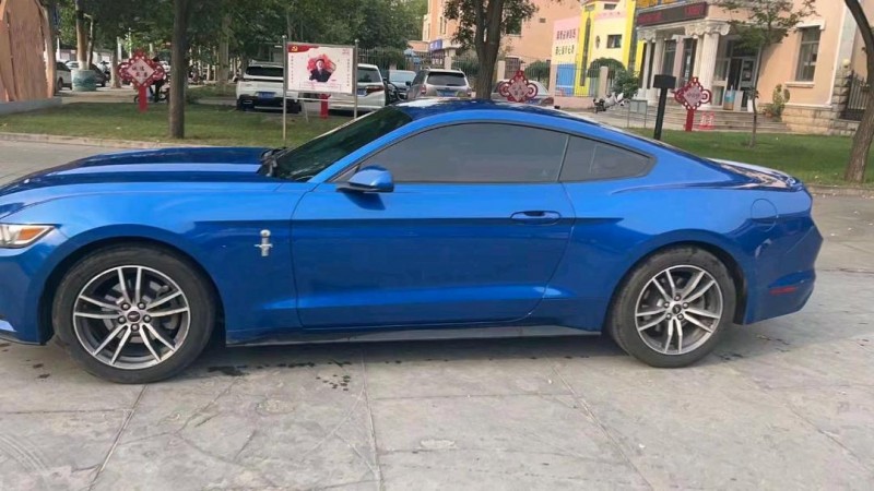 东营17年福特野马4