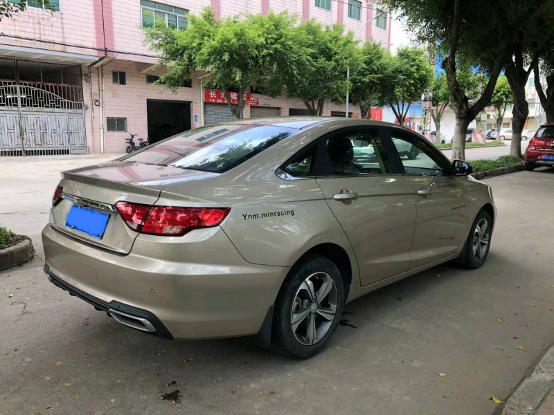 淮南19年吉利帝豪GL5