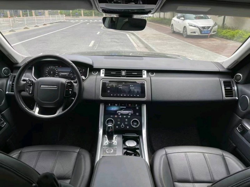 广州19年路虎揽胜运动7