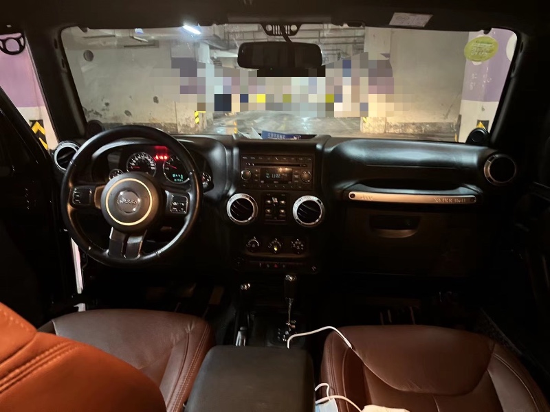遵義14年Jeep牧馬人7