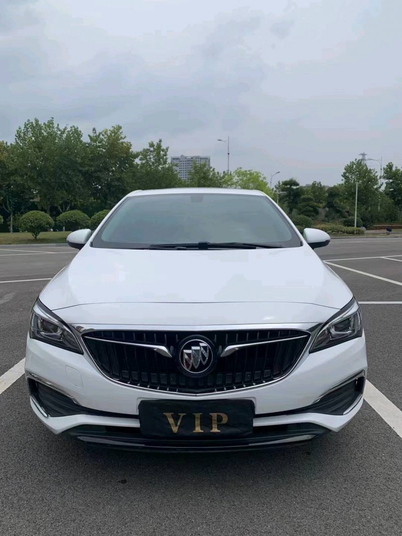 北京17年别克威朗1