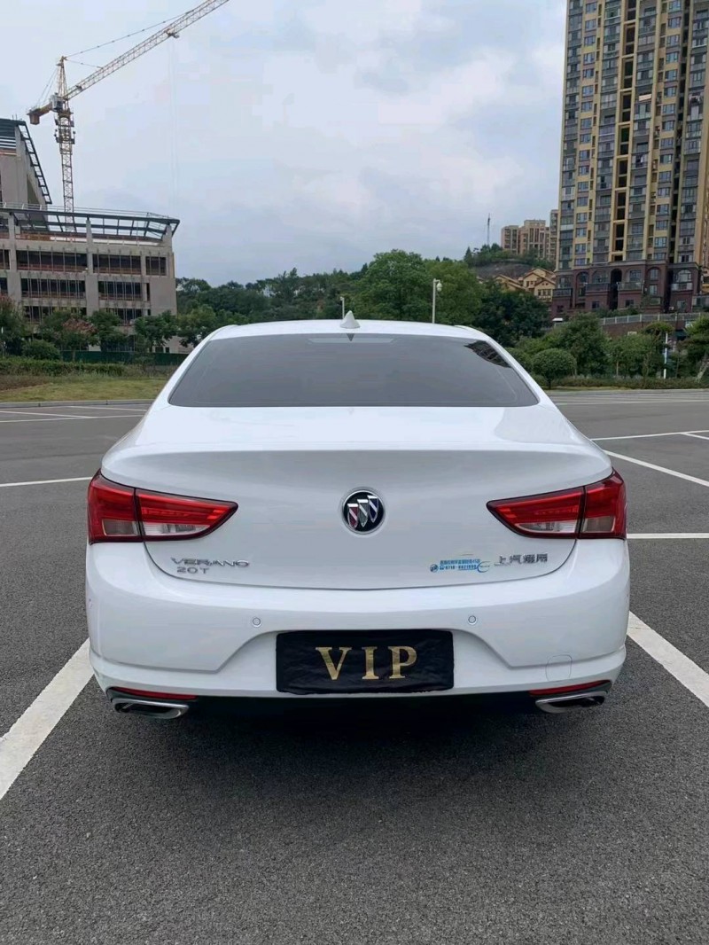 北京17年别克威朗9