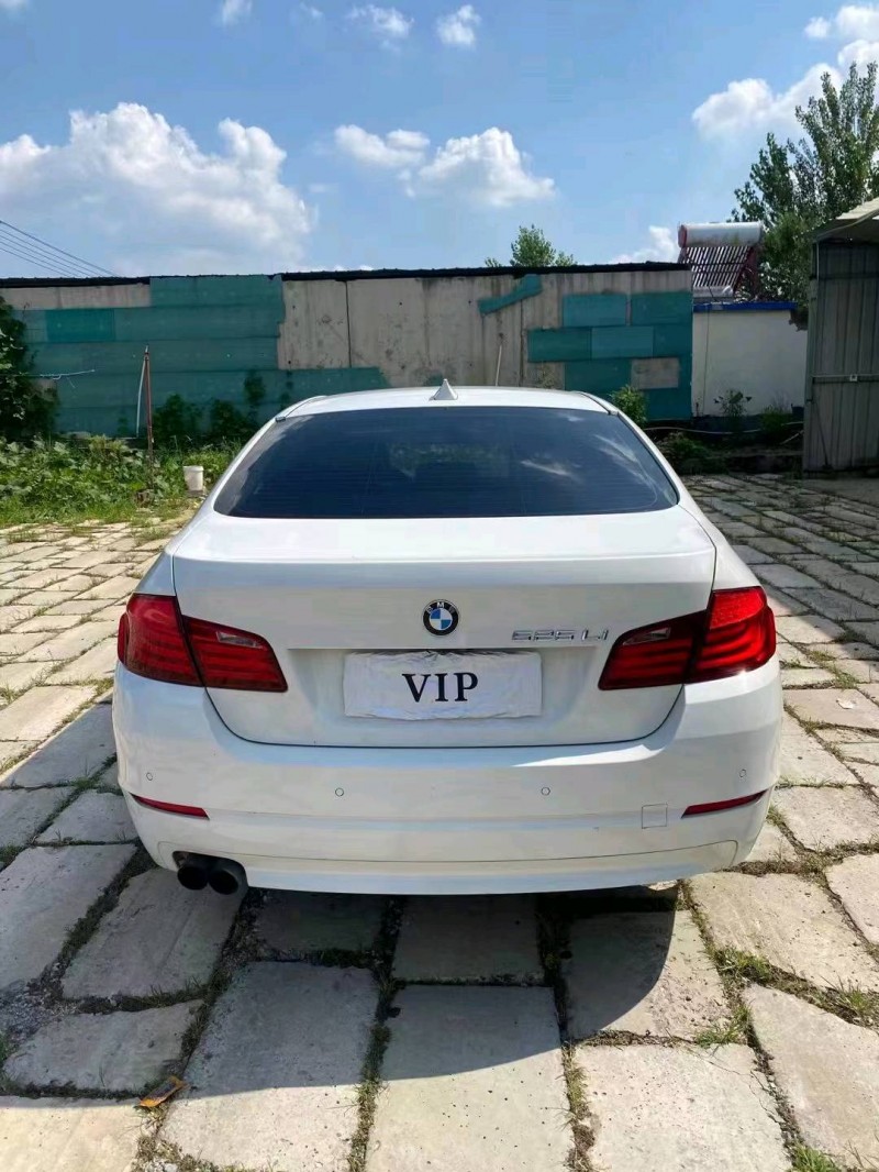 保定13年宝马5系3