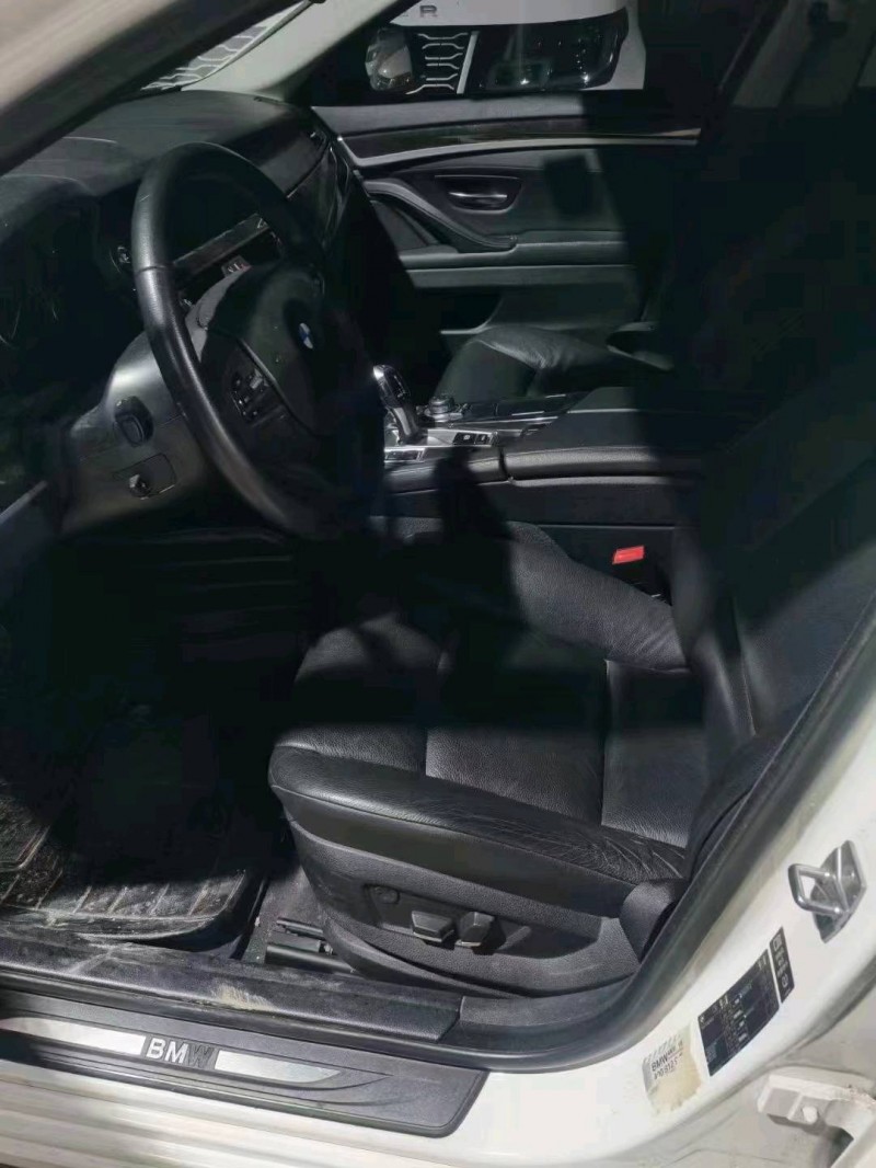 保定13年宝马5系5