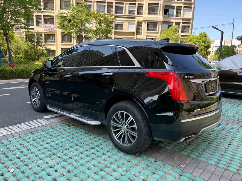 苏州17年凯迪拉克XT58