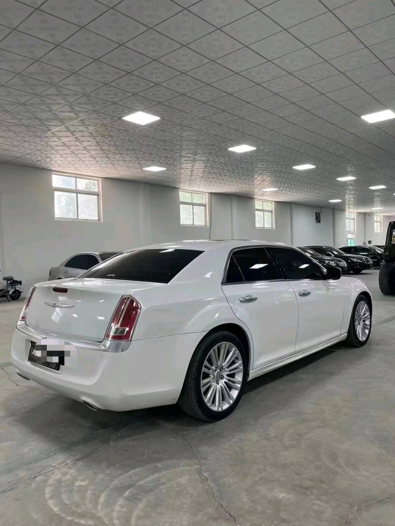廊坊15年克萊斯勒300C7