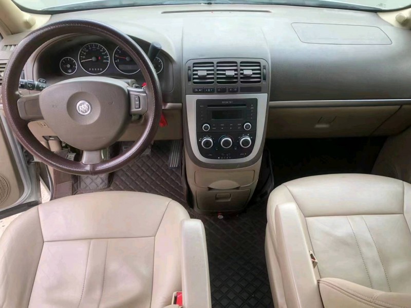 东营13年别克GL87