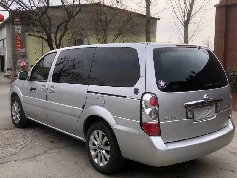 东营13年别克GL88