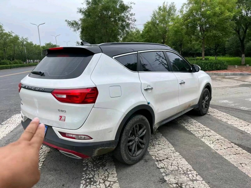 北京21年东风风光8