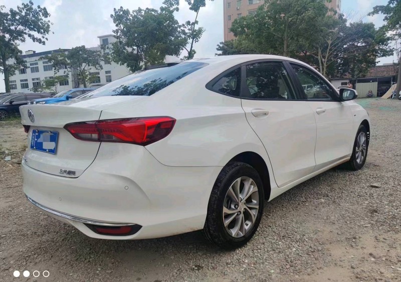 广州22年别克威朗5