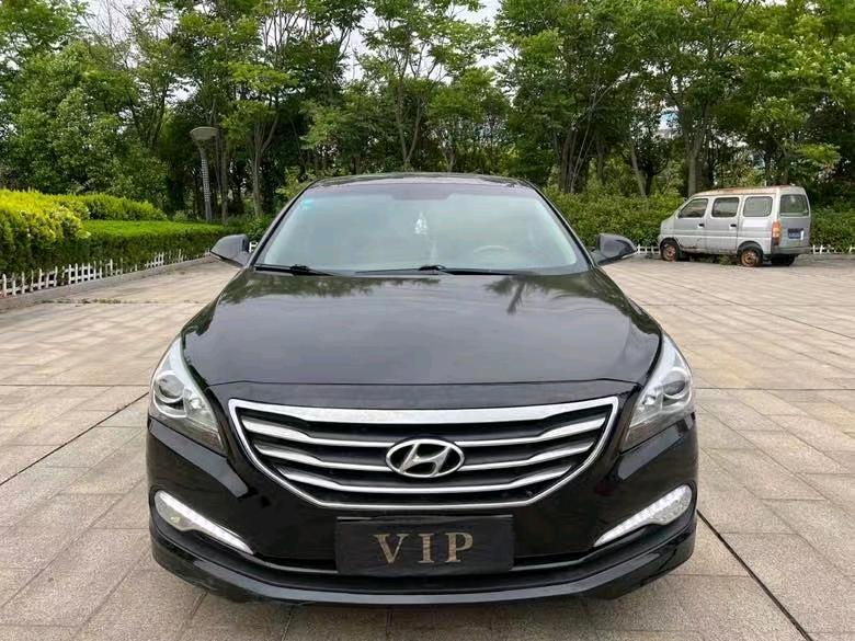 盐城16年现代名图9