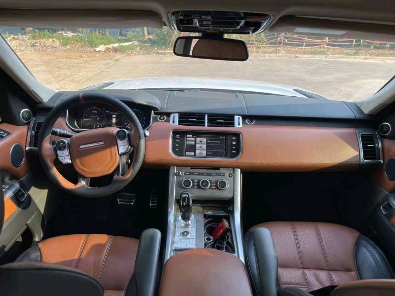 北京14年路虎揽胜运动2