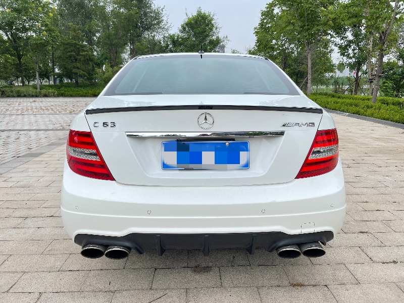 北京16年奔驰AMG8