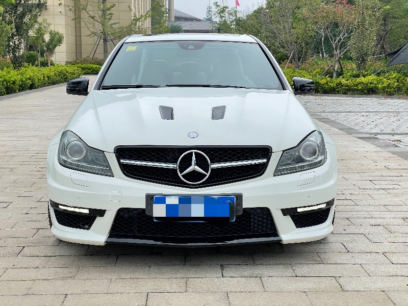 北京16年奔驰AMG9