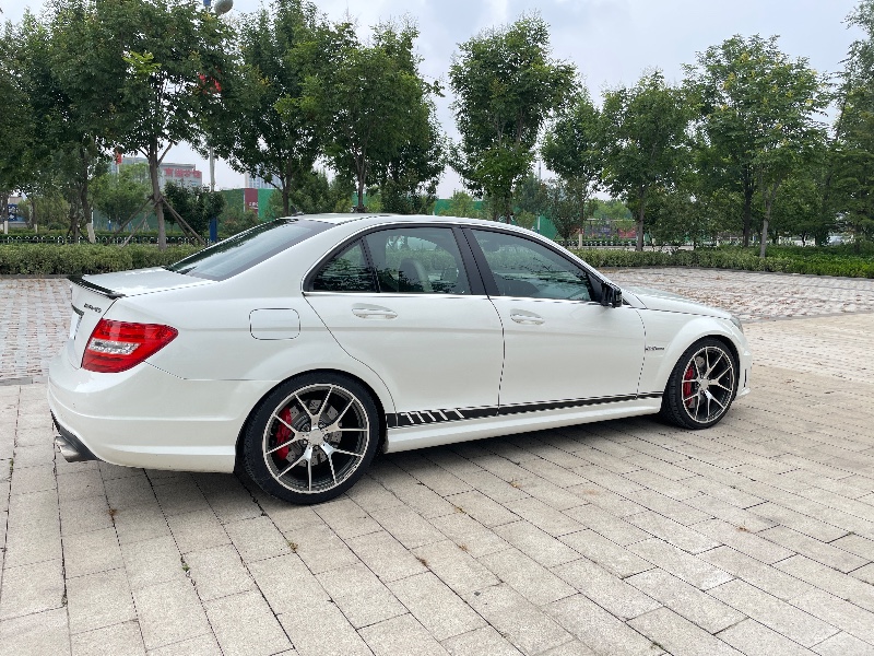 北京16年奔驰AMG5