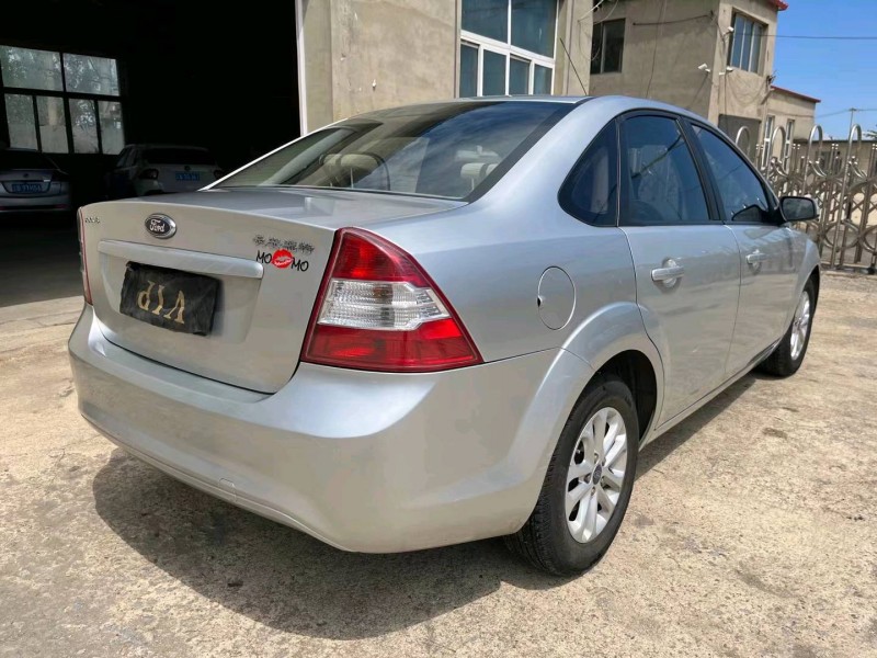 沈阳14年福特福克斯8