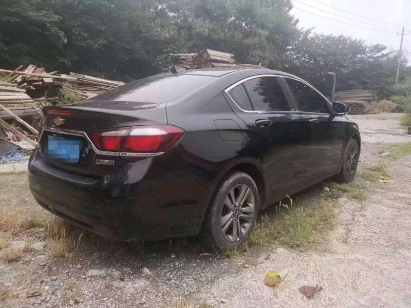 潍坊16年雪佛兰科鲁兹7