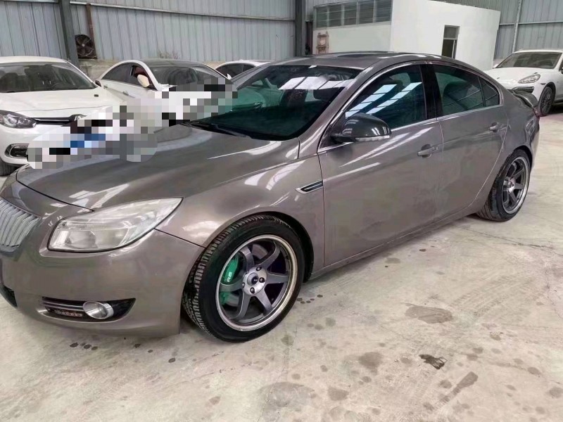 潍坊12年别克君威2