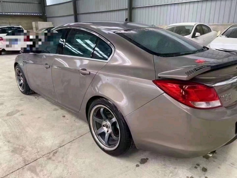 潍坊12年别克君威7