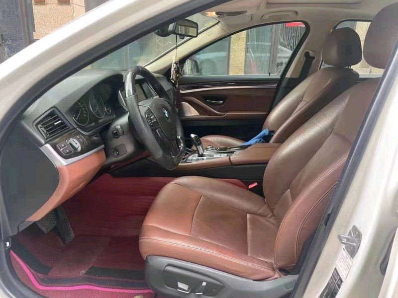 北京14年宝马5系8