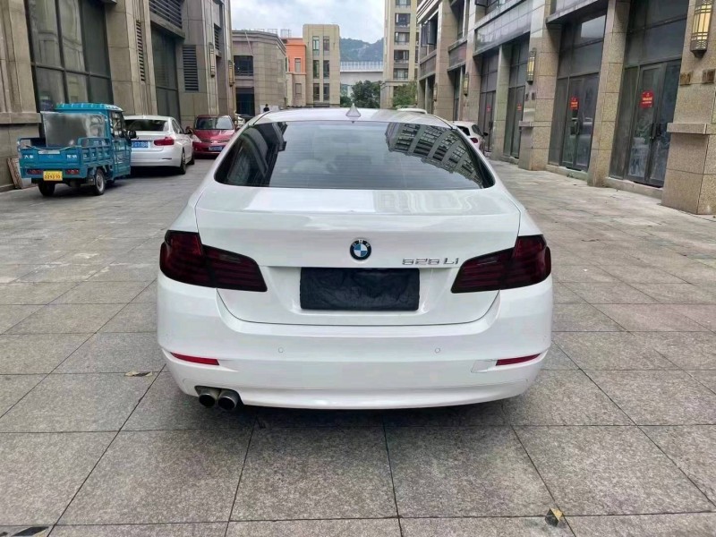 北京14年宝马5系9
