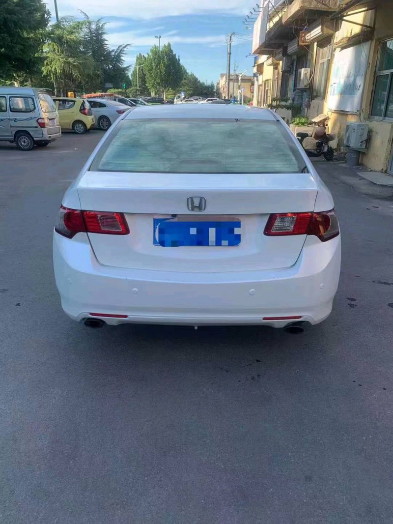 烟台11年本田思铂睿8