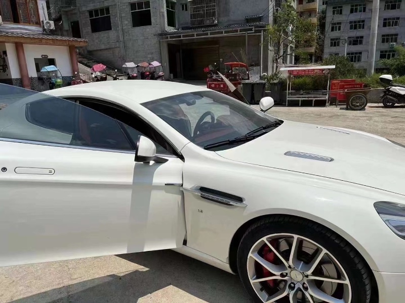 蘇州17年阿斯頓·馬丁Rapide3