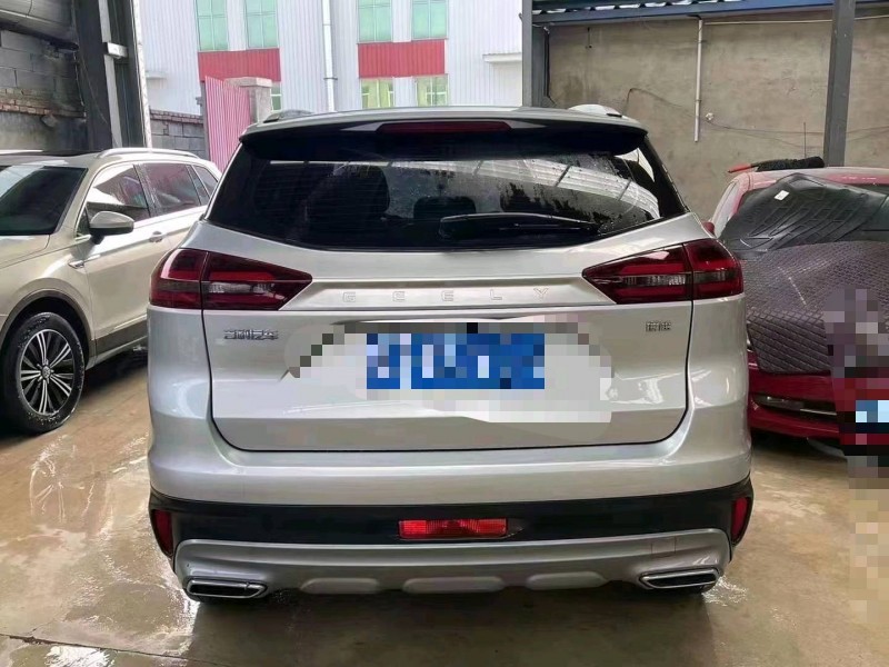 潍坊20年吉利博越8