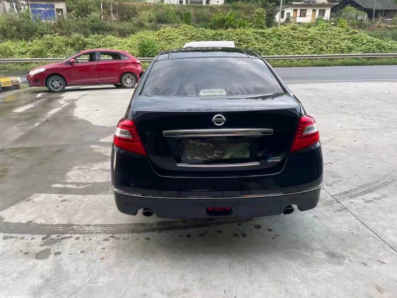 衡陽10年日產天籟3