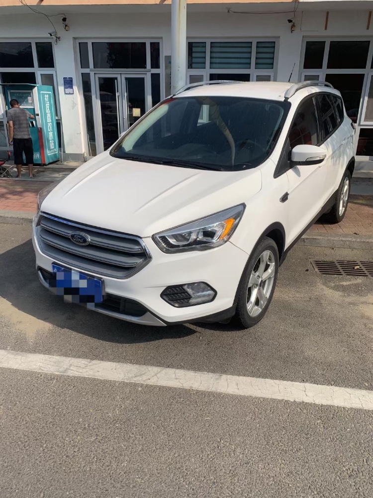 青岛17年福特翼虎7