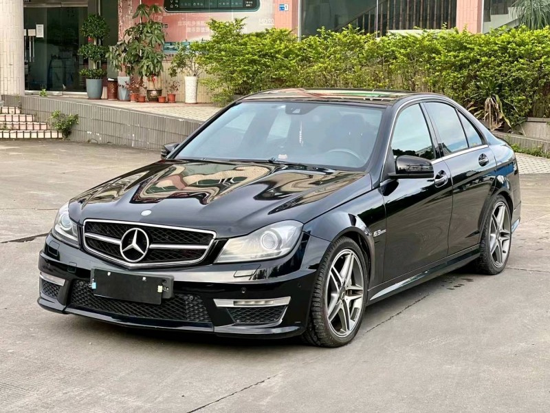 东莞13年奔驰AMG3