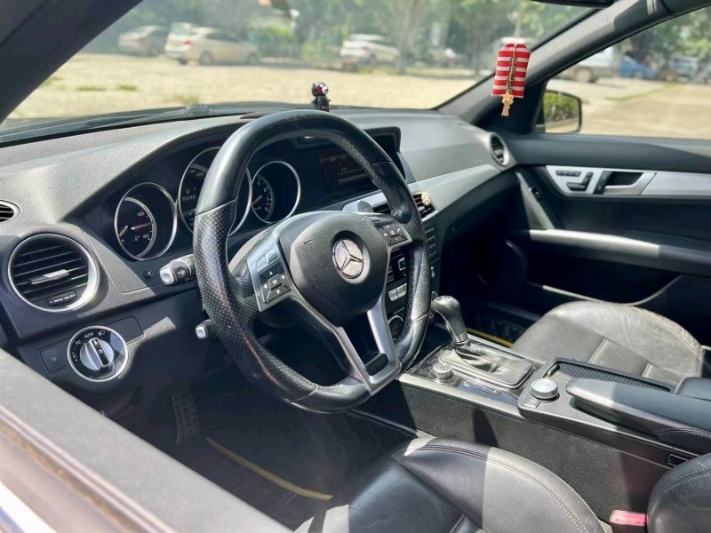 东莞13年奔驰AMG7