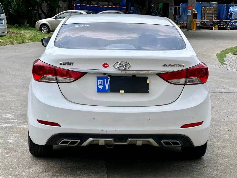 东莞15年现代朗动4