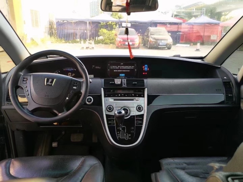 唐山13年納智捷大7 MPV2