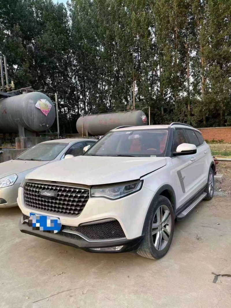 东营17年众泰T7002