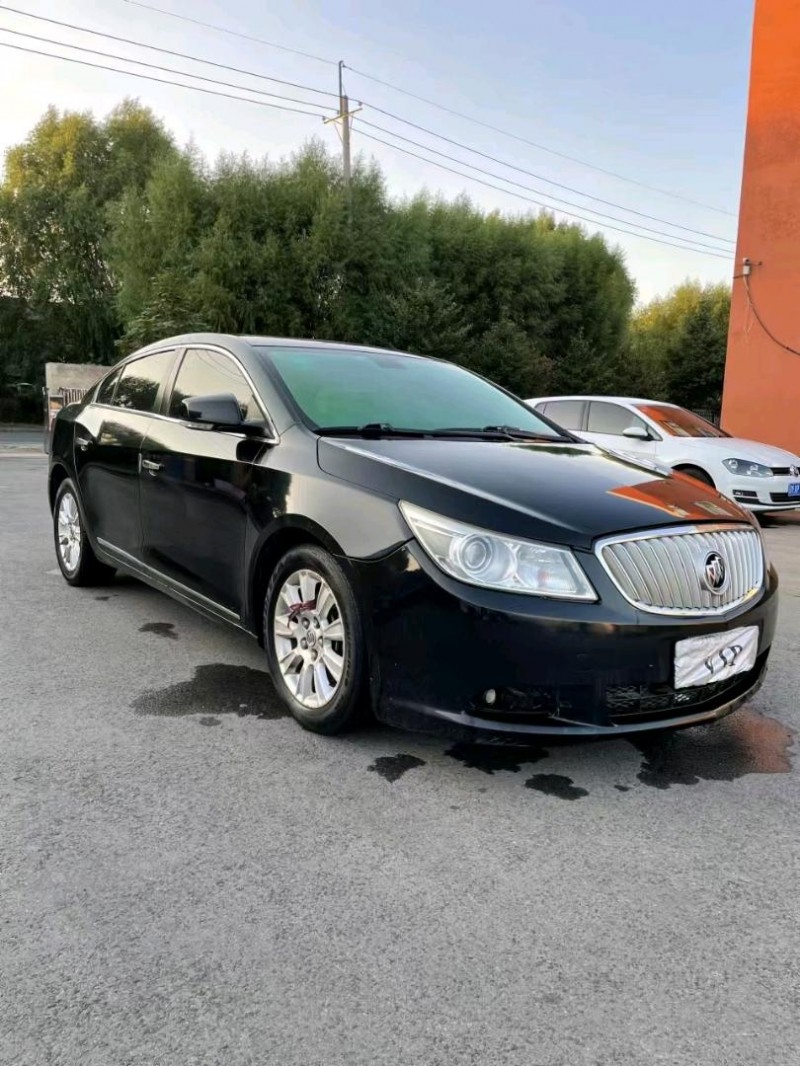 沈阳11年别克君越3