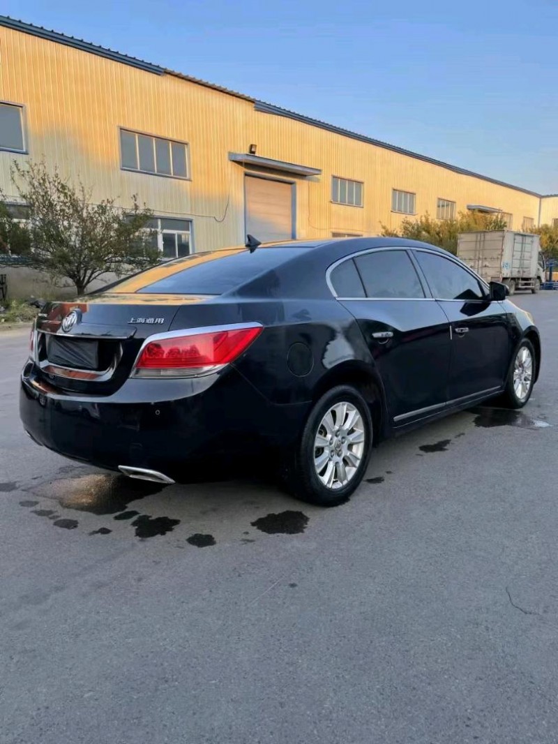 沈阳11年别克君越4