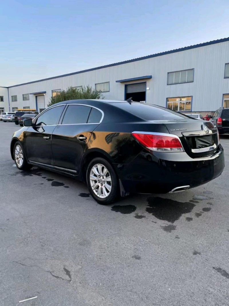 沈阳11年别克君越5