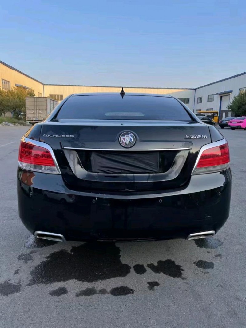 沈阳11年别克君越6